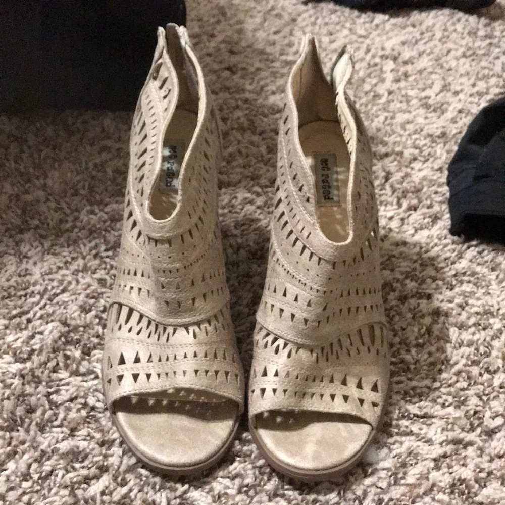 Not rated heels